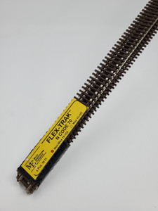 Micro Engineering ~ N Scale ~ Code 70 ~ Non-Weathered Flex Track ~ 3' ~ 6 Pieces ~ 10-122-6