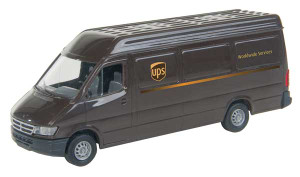 Walthers SceneMaster ~ HO Scale ~ UPS Delivery Van ~ Modern Shield Logo ~ 949-12200
