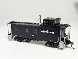 Rapido ~ HO Scale ~ D&RGW End Cupola Steel Caboose ~ With Early Mods ~ Black Scheme #01429 ~ 225010