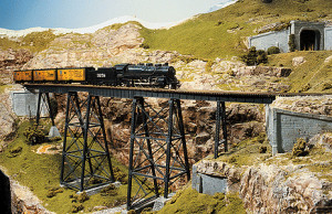 Micro Engineering ~ HO Scale ~ 210' Tall Steel Viaduct Kit with Standard Bridge ~ 75-515