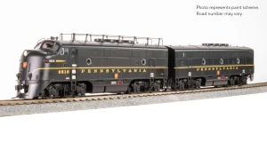 Broadway Limited ~ HO Scale ~ EMD F3A/F3B Set ~ PRR 9510A/9510B ~ DC Version ~ Unpowered B Unit ~ 9673