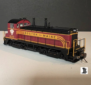 Rapido ~ HO Scale ~ EMD SW9 ~ Boston & Maine #1220 ~ DC Version ~ 027066
