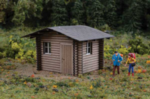 Walthers SceneMaster ~ HO Scale ~ Forest Cabin ~ 2-1/2 x 2 x 1-1/2" 6.5 x 5.1 x 4cm ~ 949-4113