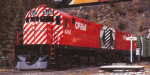 Rapido ~ HO Scale ~ MLW C-424 ~ Canadian Pacific CP Rail #4242 ~ DCC Sound ~ 45516