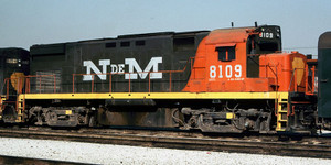 Rapido ~ HO Scale ~ MLW C-424 ~ Ferrocarriles Nacionales de México N de M #8108 ~ DCC Sound ~ 45529
