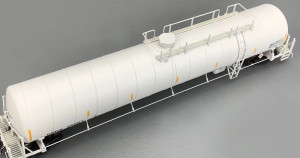 Roka ~ HO Scale ~ 33,700 Gal ARI Spiral Tank Car ~ CPCX ~ ROK115067