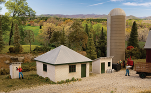 Walthers Cornerstone ~ HO Scale ~ Farm Detail Set ~ Kit ~ 933-3350