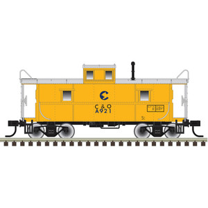 Atlas ~ HO Scale ~ Trainman Center-Cupola Caboose ~ Chessie System C&O #921 ~ 20008273