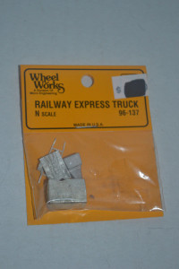 Micro Engineering ~ N Sale ~ Wheel Works ~ Railway Express Truck Kit ~ 96-137