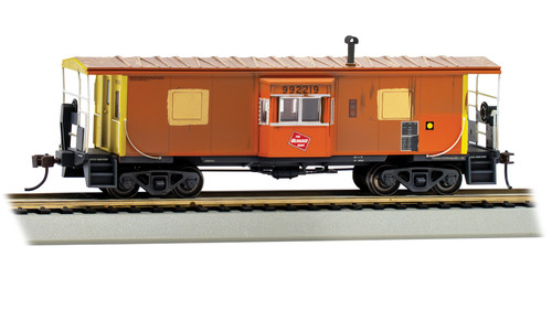 Bachmann ~ HO Scale ~ Workhorse Series ~ Steel Bay-Window Caboose ~ Milwaukee Road #992219 ~ 73213