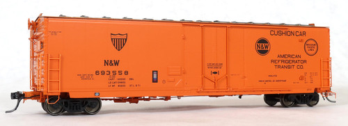 Moloco ~ HO Scale ~ N&W (ART) Repaint STL 5-71 GA 50' RBL Boxcar ~ Norfolk & Western N&W #693558 ~ 13025-01