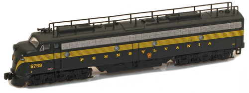 American Z Line ~ Z Scale ~ EMD E8A ~ Pennsylvania PRR #5835 ~ DC Version ~ 62605-6