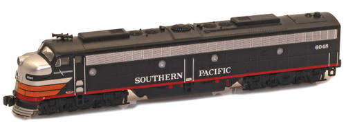 American Z Line ~ Z Scale ~ EMD E8 A ~ Southern Pacific SP #6048 ~ DC Version ~ 62620-1