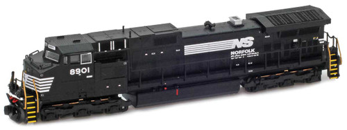 American Z Line ~ Z Scale ~ GE C40-9W ~ Norfolk Southern NS #8922 ~ DC Version ~ 65103-2