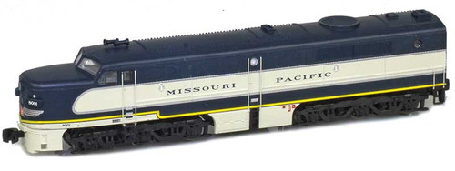 American Z Line ~ Z Scale ~ ALCO PA1 ~ Missouri Pacific MP #8001 ~ DC Version ~ 64414-1