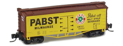Father Nature ~ Z Scale ~ 33' Wood Side Reefer ~ Pabst Blue Ribbon URTC #23333 ~ FN-5013