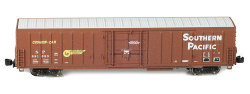 American Z Line ~ Z Scale ~ PC&F Beer Reefer ~ Southern Pacific SP ~ 91260-1
