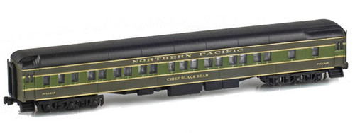 American Z Line ~ Z Scale ~ 8-1-2 Pullman Sleeper Chief Black Bear ~ Northern Pacific NP ~ 71233-3
