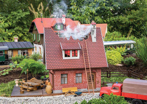 Pola G ~ G Scale ~ Clinker Brick House ~ Kit ~ 331091