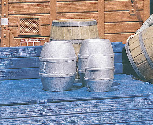 Pola G ~ G Scale ~ 4 Beer Barrels ~ 333202