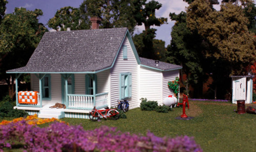 Woodland Scenics ~ HO Scale ~ Country Cottage Kit ~ PF5186