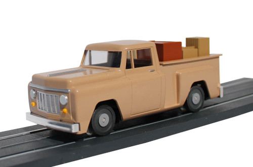 Bachmann ~ O Scale ~ E-Z Street Pickup Truck - Beige ~ 42732