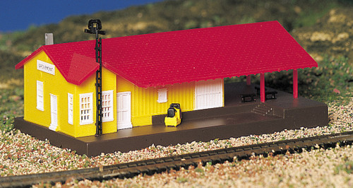 Bachmann ~ N Scale ~ Freight Station ~ 45907