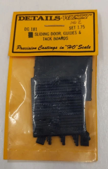 Details West ~ HO Scale ~ 8' Doors ~ With Guides & Tack Boards ~ pkg(2) ~ 181
