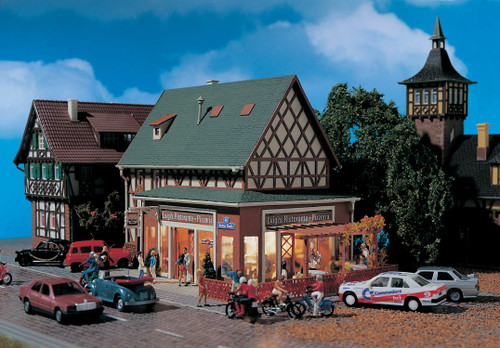 Vollmer Gmbh ~ HO Scale ~ Luigi's Pizzeria ~ 7 x 4-1/2 x 5" 18 x 11.5 x 12.8cm ~ 770-43681