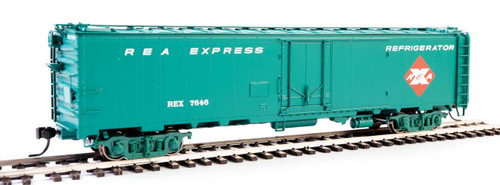 WalthersProto ~ HO Scale ~ 50' REA Riveted Steel Express Reefer ~ Railway Express Agency #7840 (Light Green) ~ 920-17324