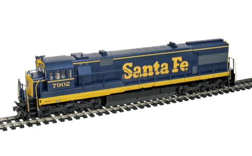 Atlas ~ HO Scale ~ Master U28CG Gold ~ SANTA FE [EARLY FREIGHT SCHEME] #7900 ~ DCC Sound ~ 10004623