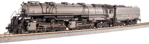 Broadway Limited ~ HO Scale ~ Early Challenger ~ Paragon4 Sound/DC/DCC, Smoke ~ Union Pacific #3831 ~ 9915