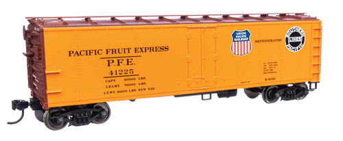 Walthers Mainline ~ HO Scale ~ 40' Steel Reefer with Dreadnaught Ends ~ Pacific Fruit Express #41225 ~ 910-41417