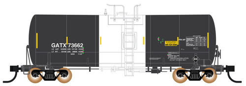 Intermountain ~ HO Scale ~ 19,000 Gallon Tank Car ~ GATX #73670 ~ 47823-03