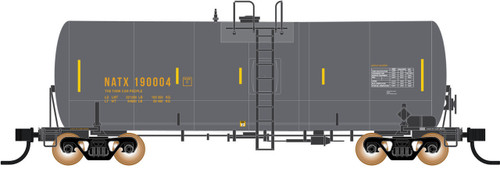 Intermountain ~ HO Scale ~ 19,000 Gallon Tank Car ~ National Tank Car #190038 ~ 47825-04