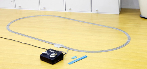 Kato ~ N Scale ~ M1 Basic Oval Track Starter Set ~ Concrete Ties ~ 20-854