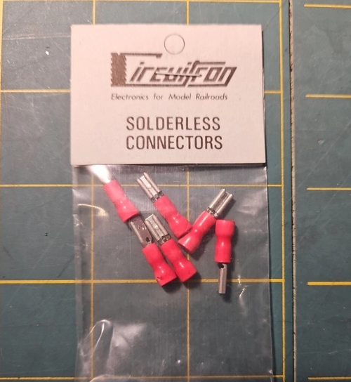 Circuitron ~ Insulated Solderless Connectors ~ 6 Pieces ~ 9603