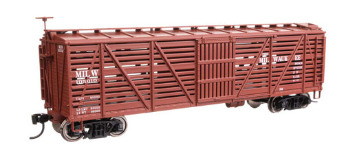 Walthers Mainline ~ HO Scale ~ 40' Wood Stock Car ~ Milwaukee Road #105010 ~ 910-41459
