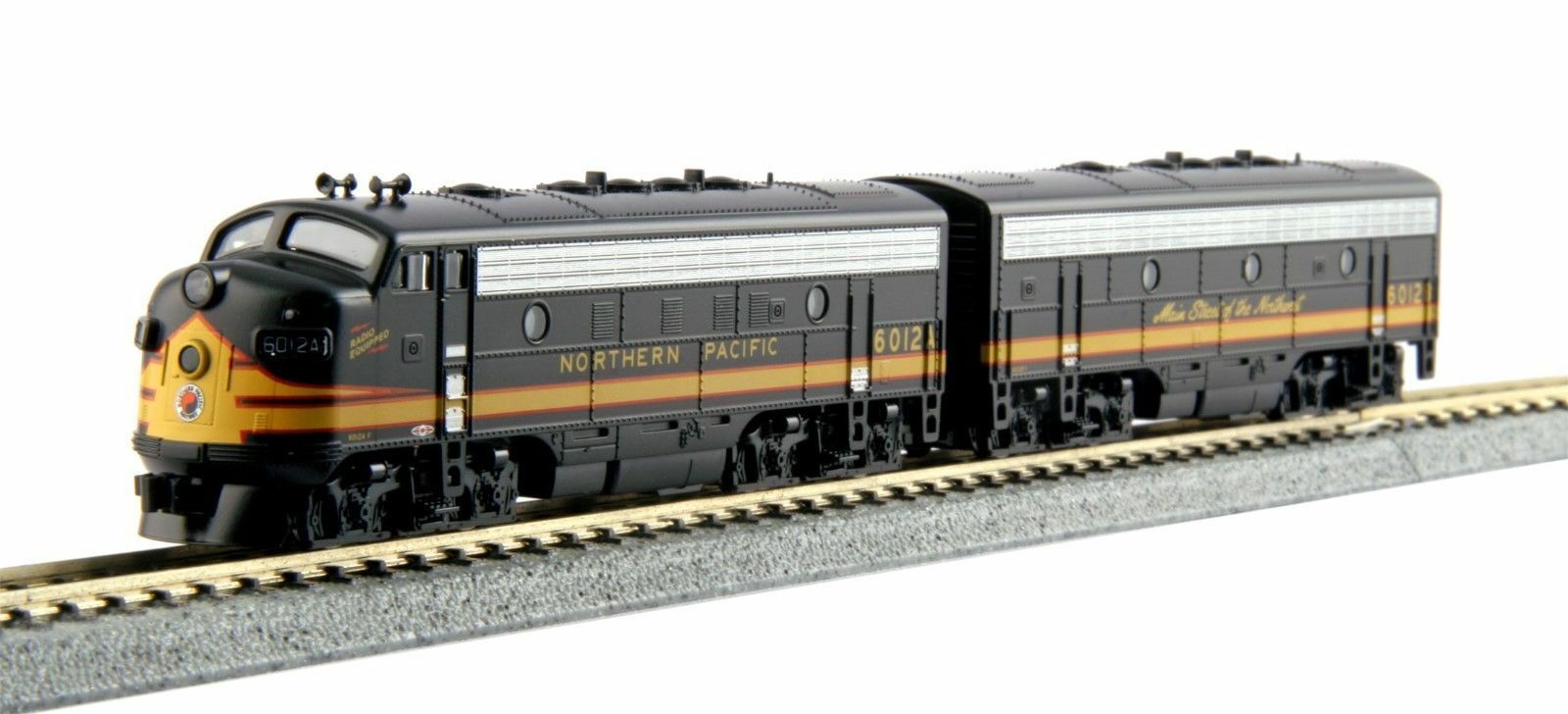 Kato ~ N Scale ~ F7 AB Set ~ Northern Pacific 6012A & 6012B ~ Both