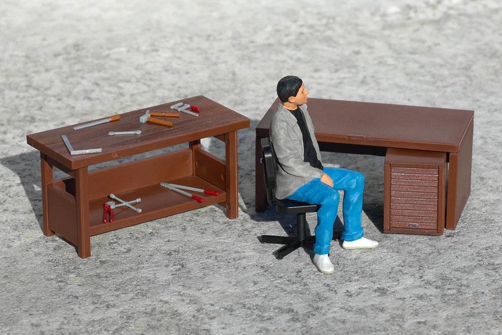 その他 Piko PIKO ~ G-Scale ~ Work Shop Accessory Set ~ 62293 - Iron Planet Hobbies