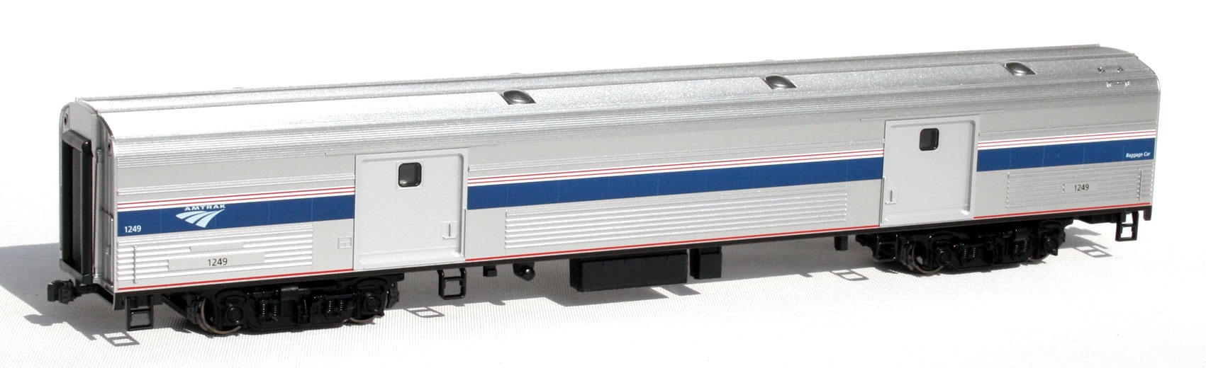 Kato HO Scale ~ Superliner Baggage Car with Lights, Amtrak #1249
