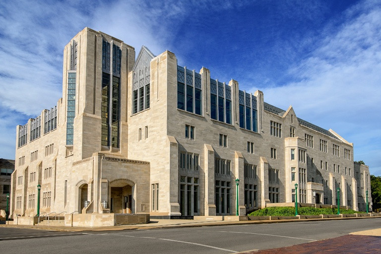 Every Kelley Student Has a Hodge Hall Story, Here’s Ours.