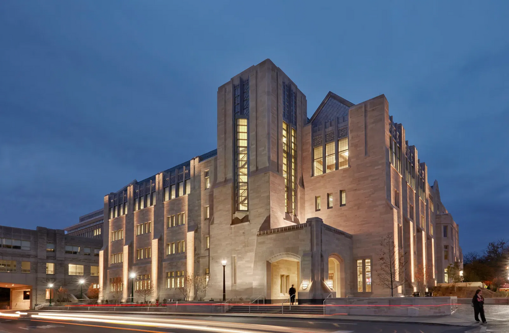 Strategic Spring Wardrobe with Kelley Outfitter