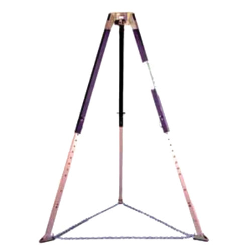 MSA Lynx 10022050 Tripod, 8 ft, Anodized Aluminum Legs, Carbon Steel Head, Zinc-Plated Head - RENTAL