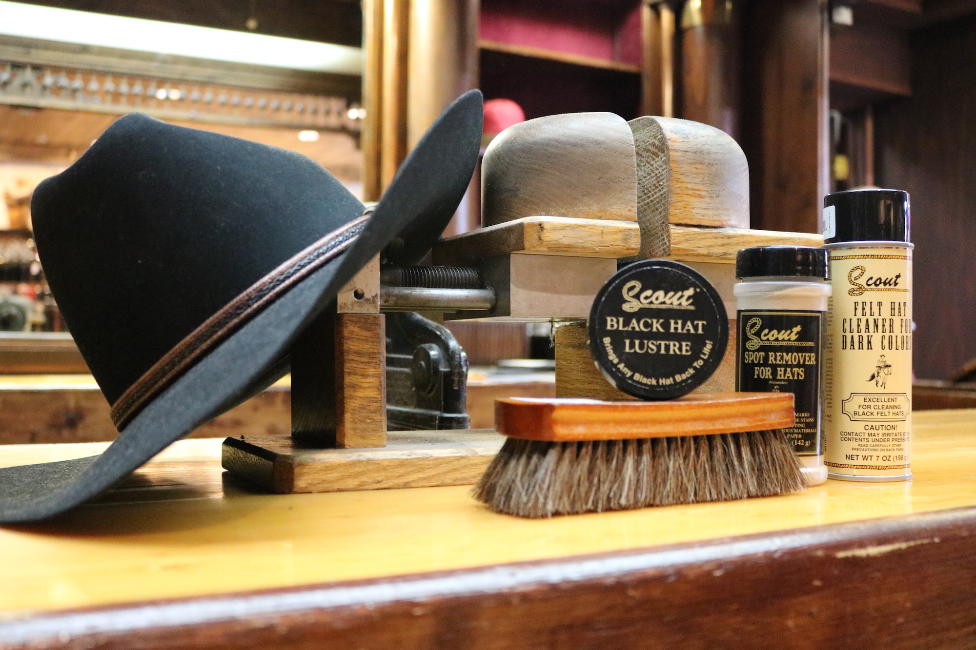 M & F Western Felt Hat Cleaner for Dark Colors