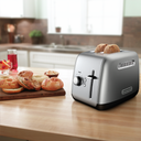 Kitchenaid® 2-Slice Toaster with manual lift lever KMT2115CU