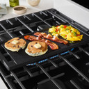Whirlpool® 30-inch Smart Gas Range with True Convection, Steam/Self Cleaning, Rapid Preheat 5.3 CuFt Capacity WFGS7530RW
