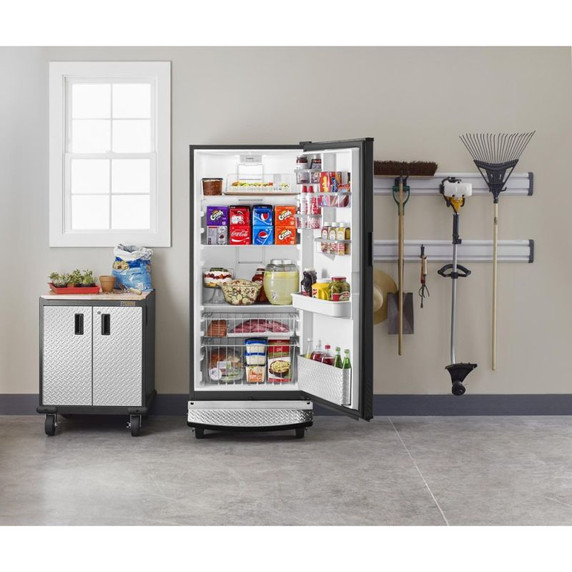 Gladiator® 17.8 Cu. Ft. (0.50 m³) All Refrigerator GARF30FDGB