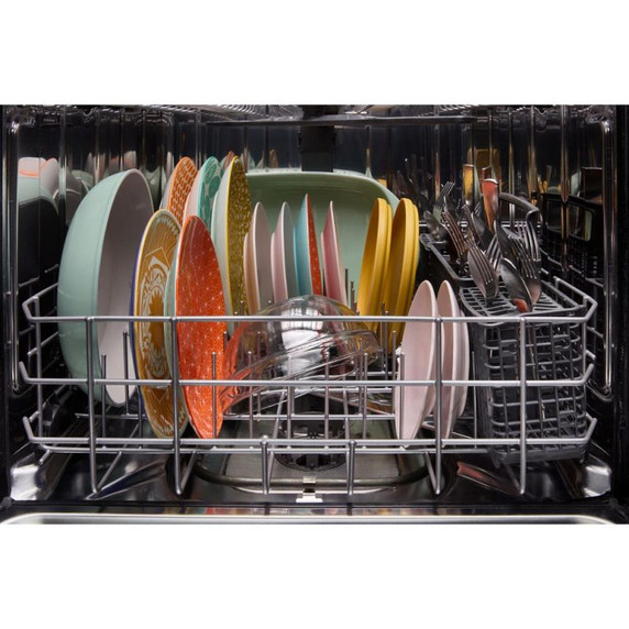 Whirlpool® Large Capacity Dishwasher with 3rd Rack WDT750SAKV
