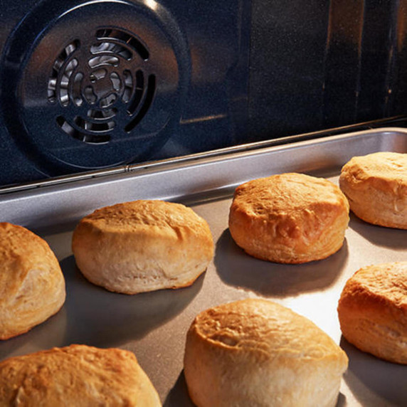 Maytag® 30-Inch Convection Gas Range With No Preheat Air Fry and Air Baking - 5.0 Cu. Ft. MFGS6030RB